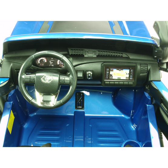 Dvoumístná Toyota Hilux Rugged X s 2.4G dálkovým ovládáním, 4x4, MODRÁ LAKOVANÁ